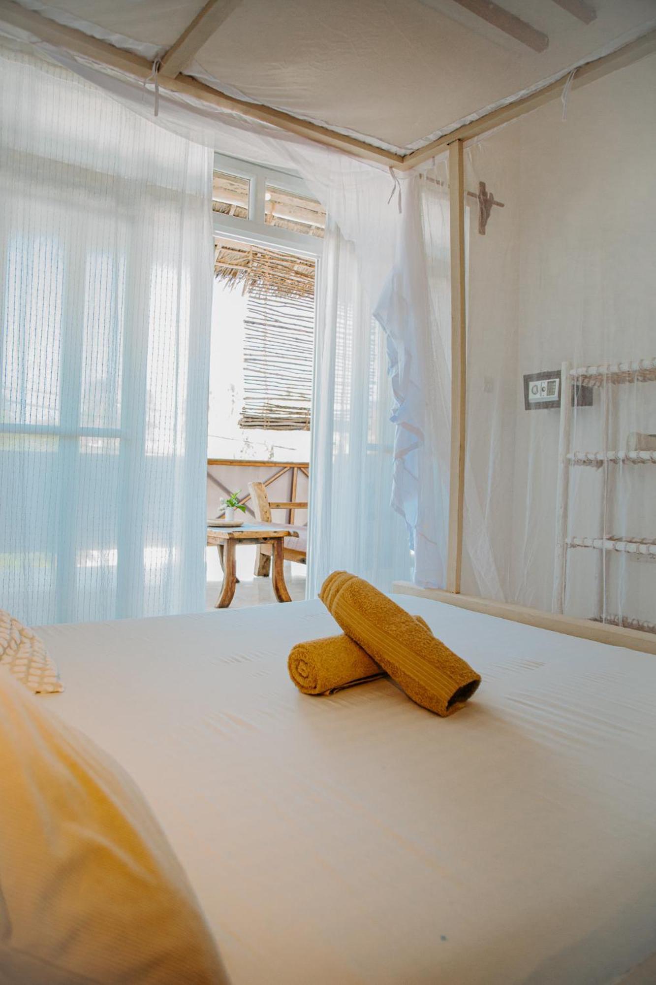 לינה וארוחת בוקר גאמביאני Ocean Boho House מראה חיצוני תמונה