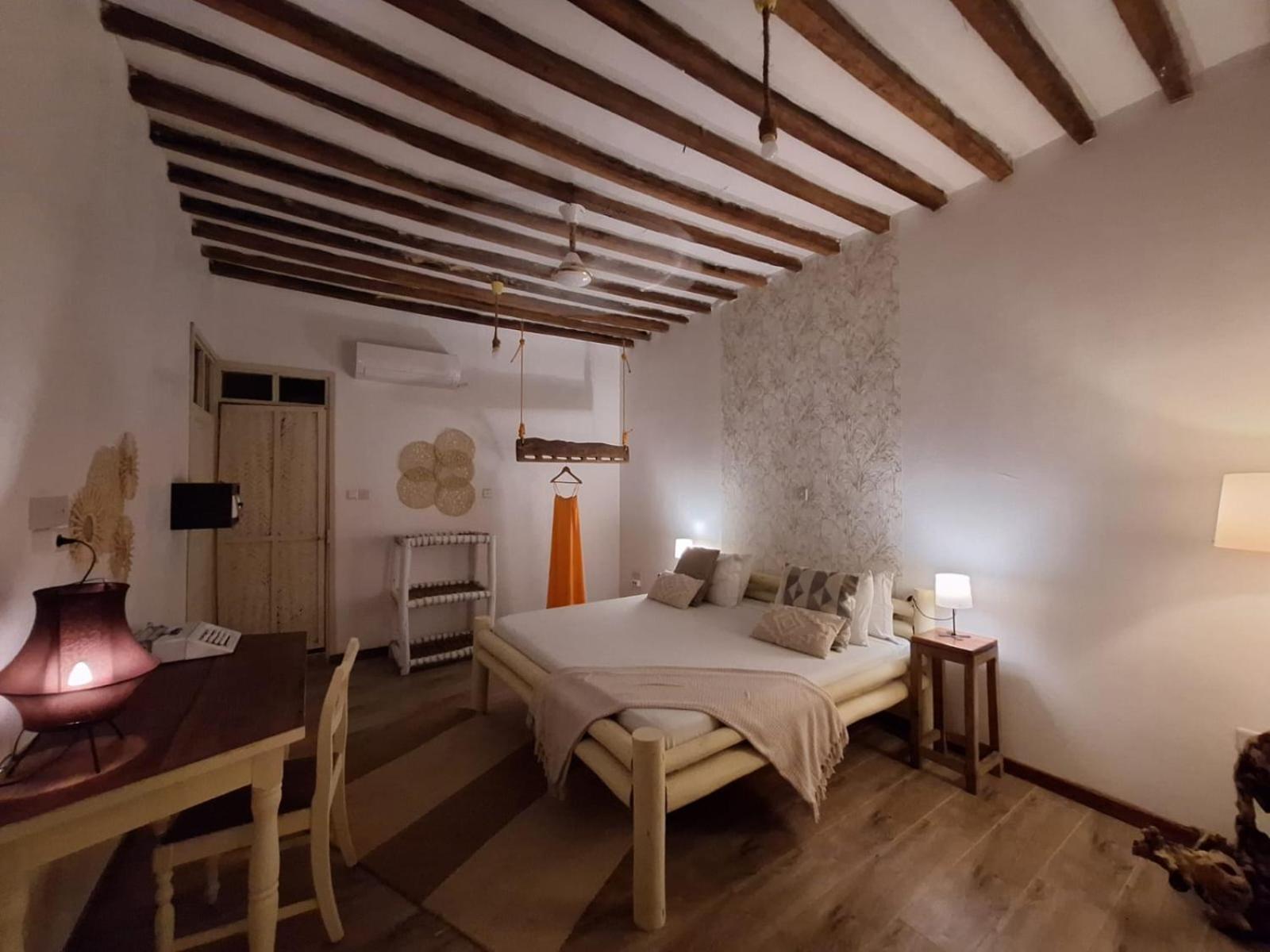 לינה וארוחת בוקר גאמביאני Ocean Boho House מראה חיצוני תמונה