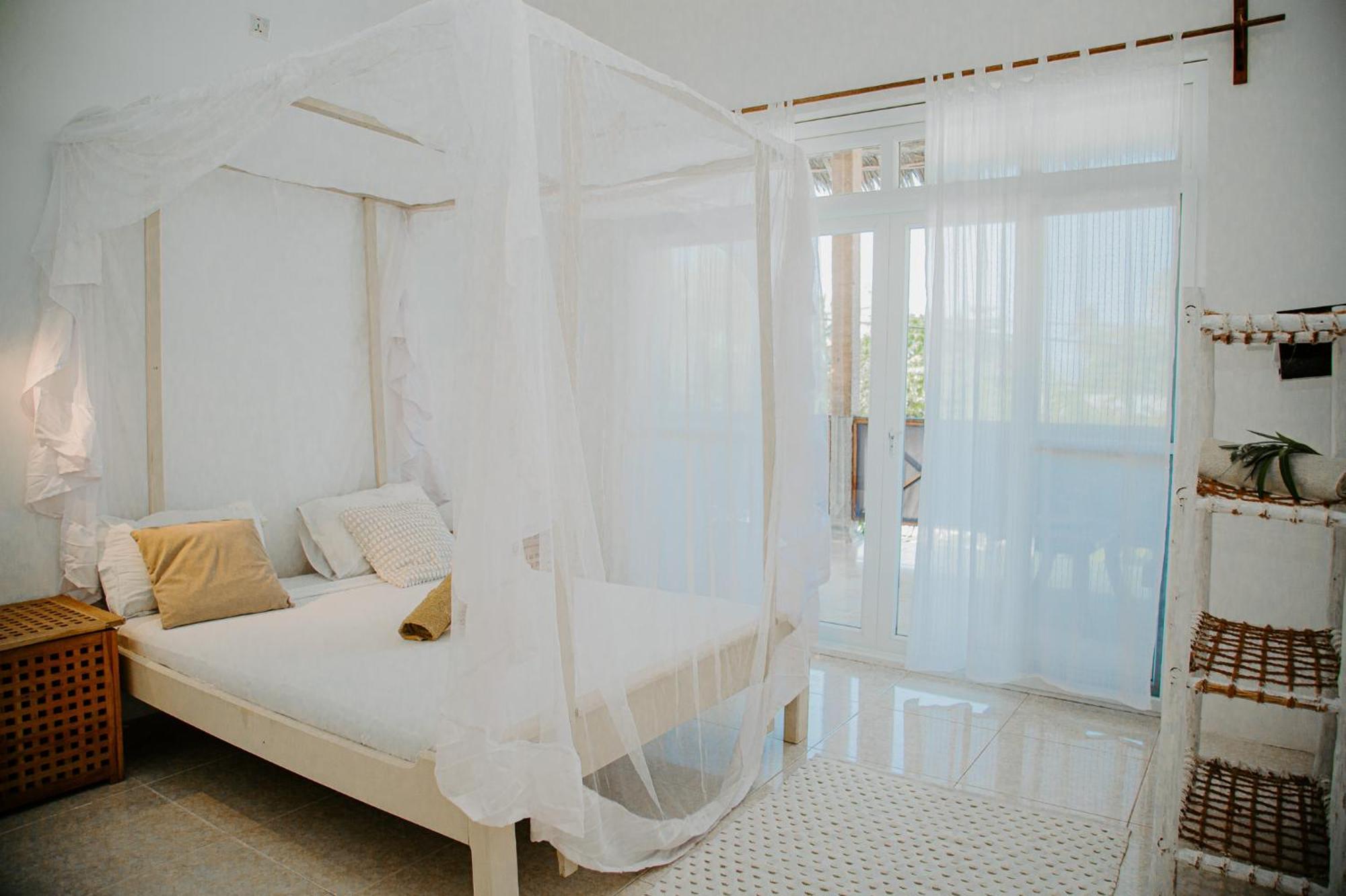 לינה וארוחת בוקר גאמביאני Ocean Boho House מראה חיצוני תמונה