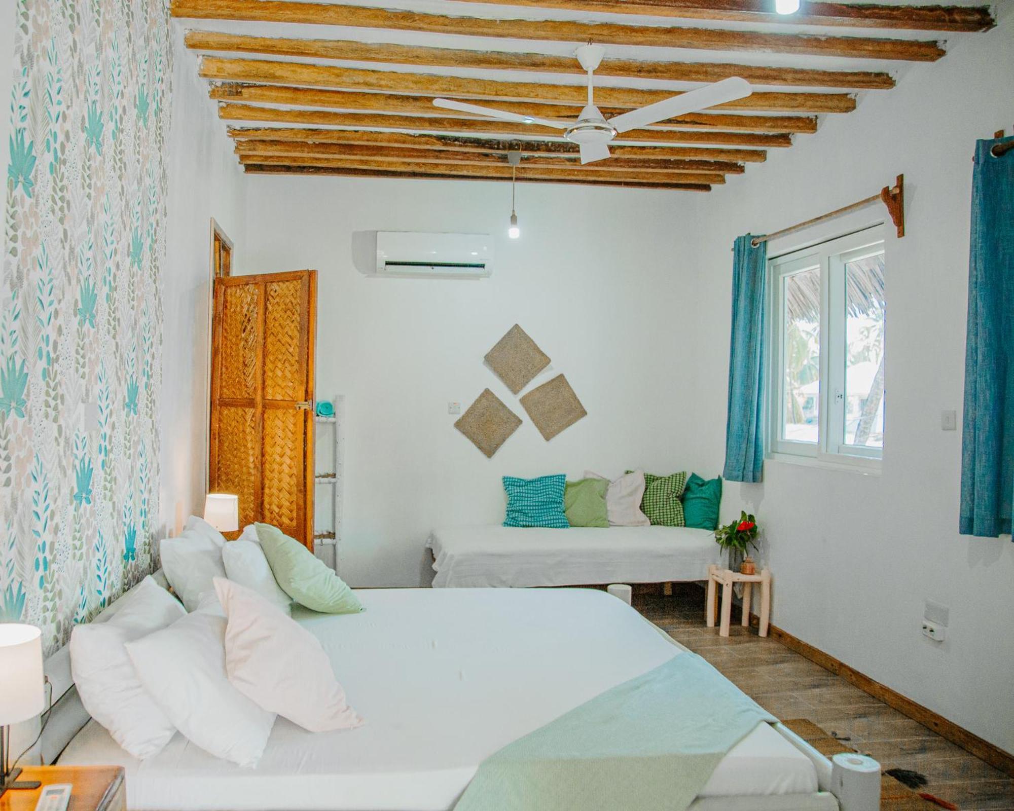 לינה וארוחת בוקר גאמביאני Ocean Boho House מראה חיצוני תמונה