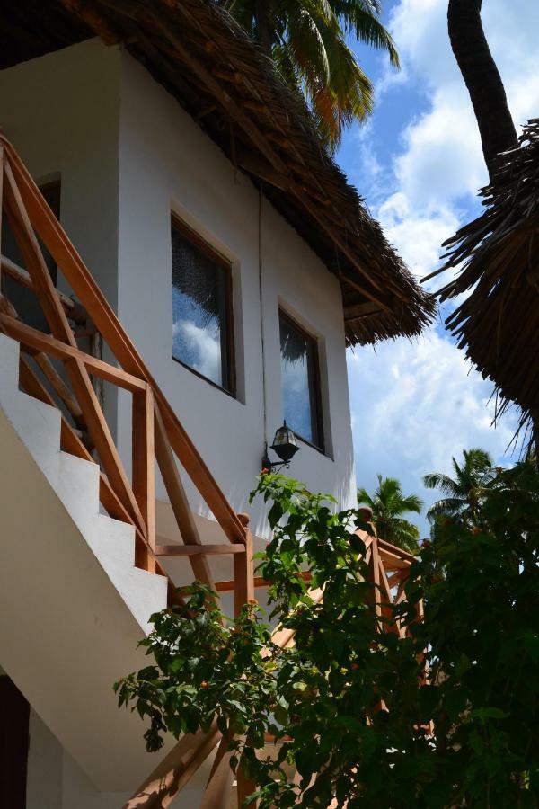 לינה וארוחת בוקר גאמביאני Ocean Boho House חדר תמונה